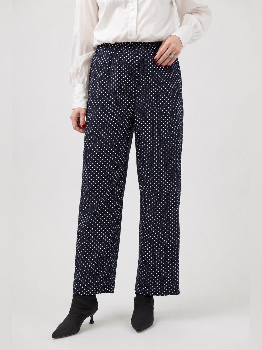 Vintage Express semi sheer navy blue white polkadot elastic waist cropped pants